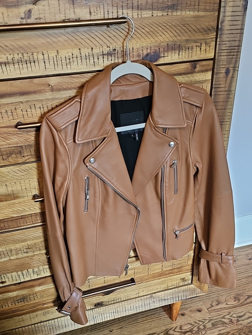 Women's Tan Leather Moto Jacket - Brand Unlabeled
